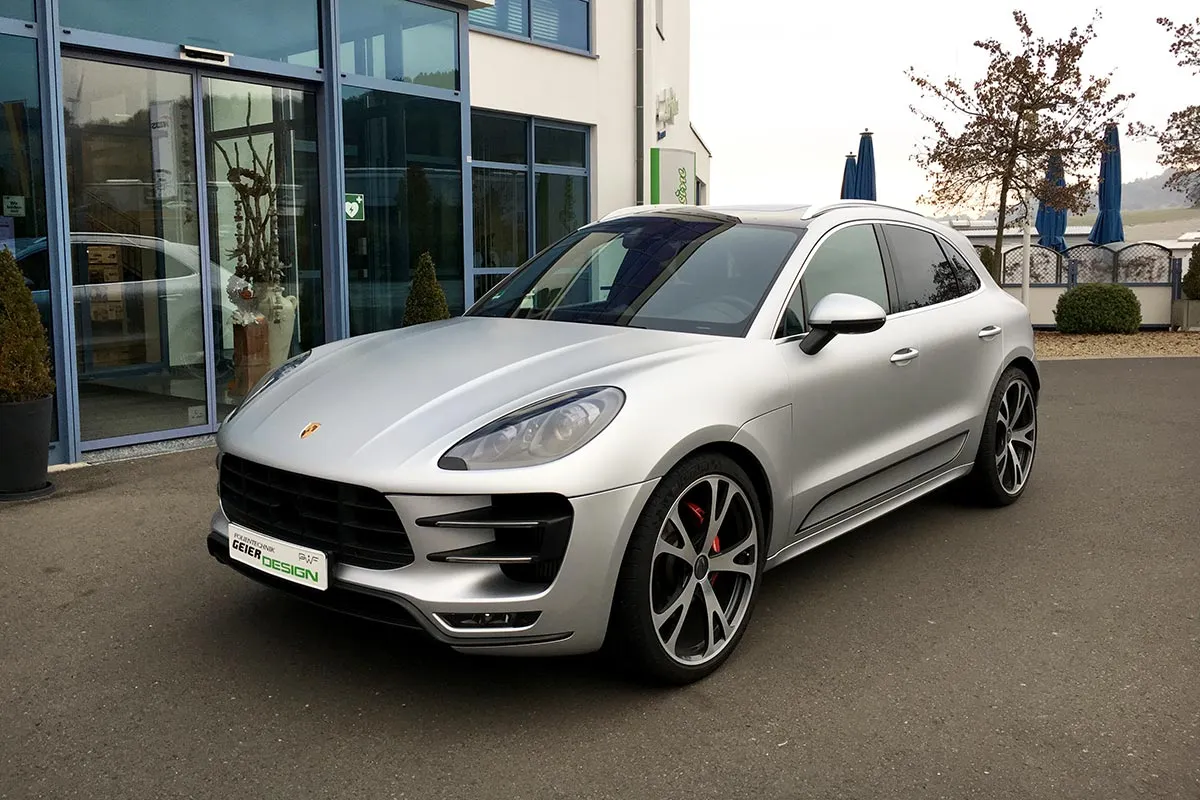 Porsche Macan in Silber Matt